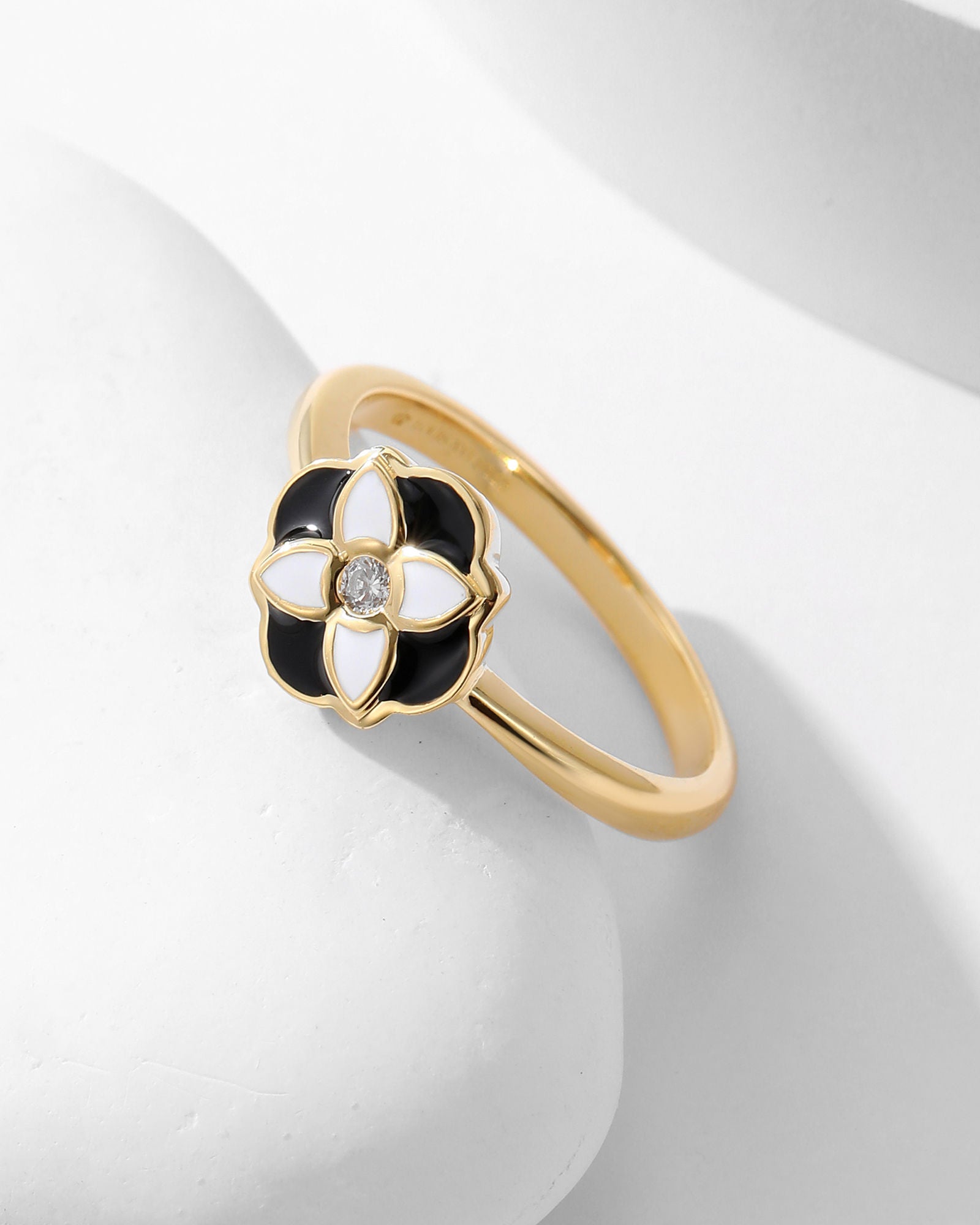 Fleur d’Émail Ring - 8310700