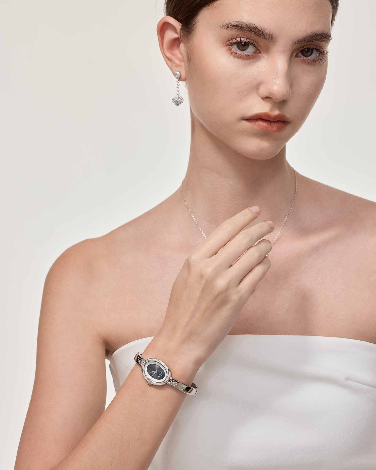 Claire - 6320