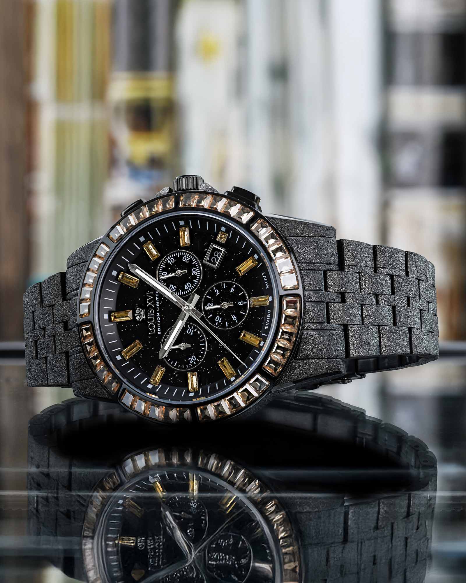 Majesté Frosted Iced Out 1183 Desert Gold - 43mm