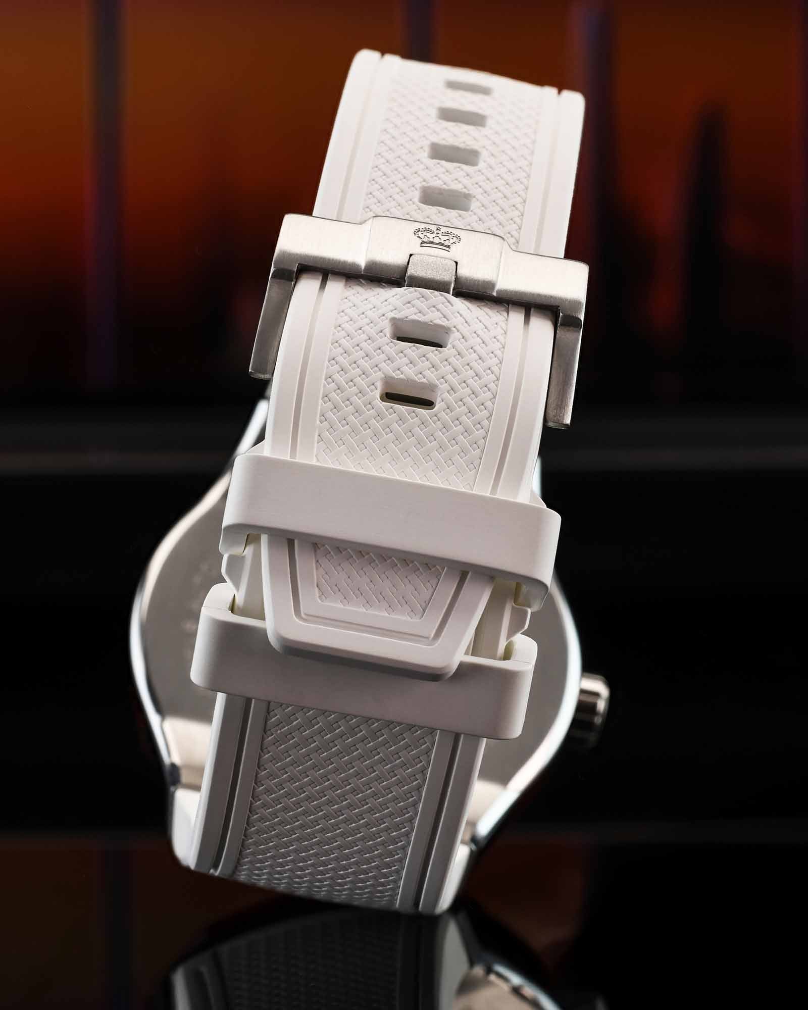 La Lumière Glas Automatik Ref. 3890 – Ruby Red