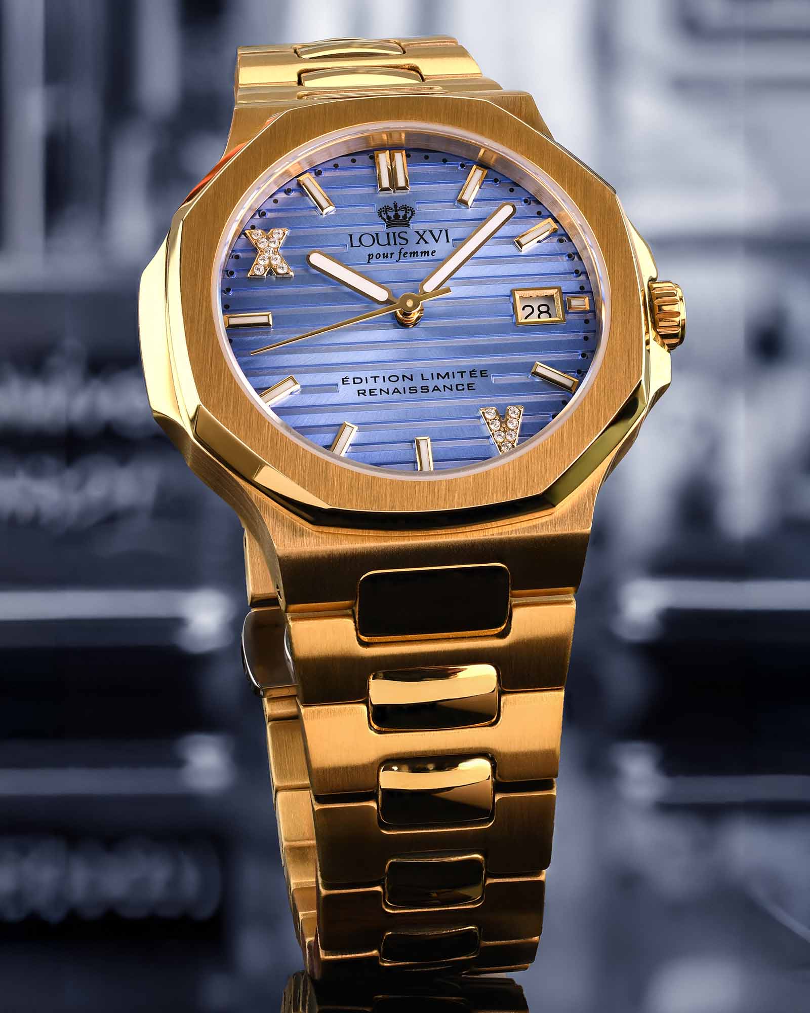 Renaissance Femme 6103 - 35mm