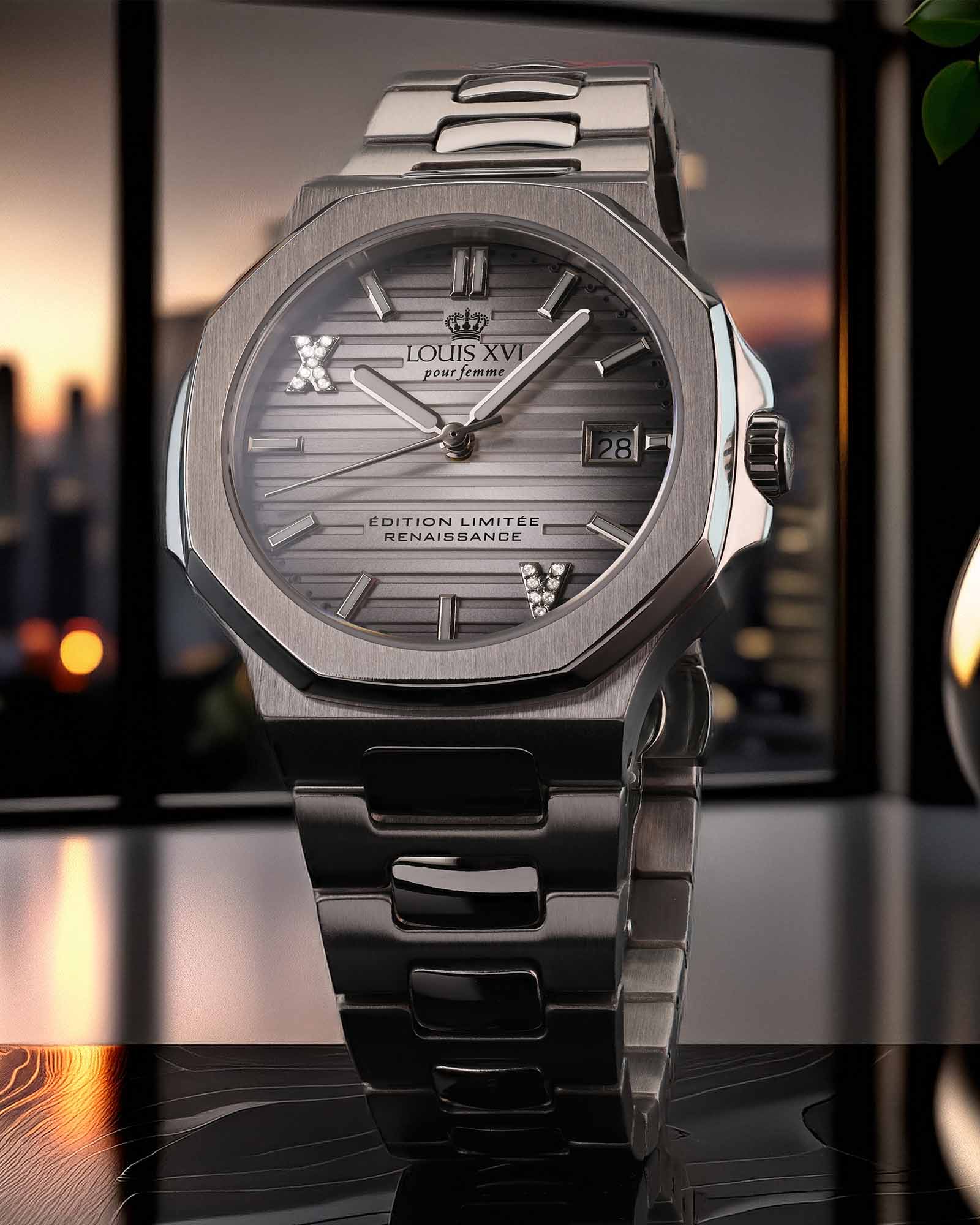 Renaissance Femme 6124 - 35mm