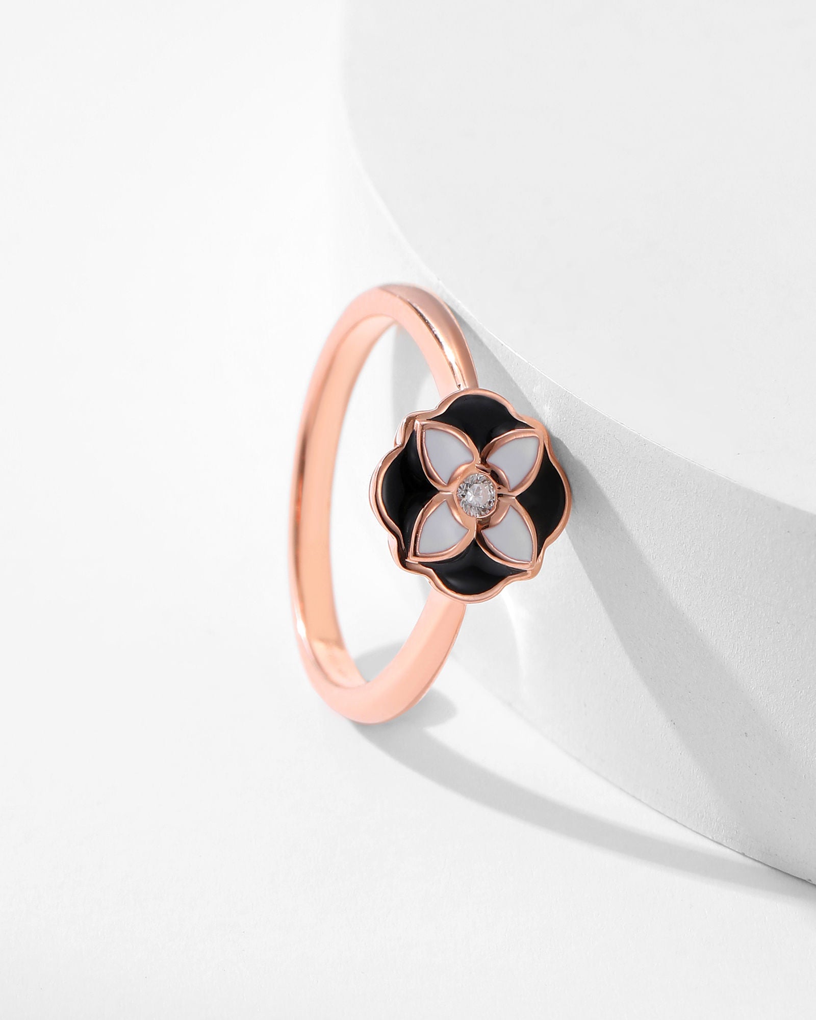 Fleur d’Émail Ring - 8313000