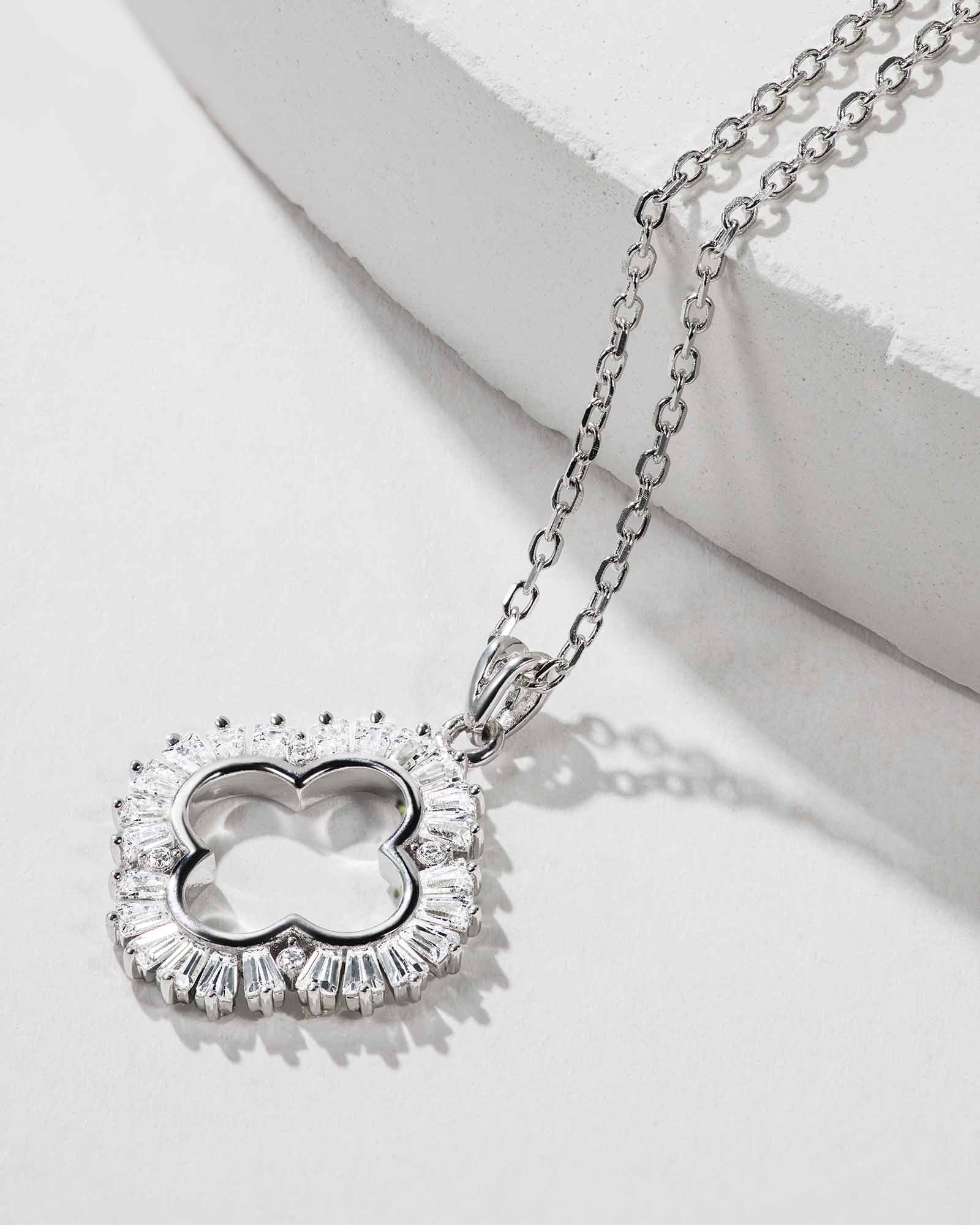 Quatrilobe Necklace - 8132000