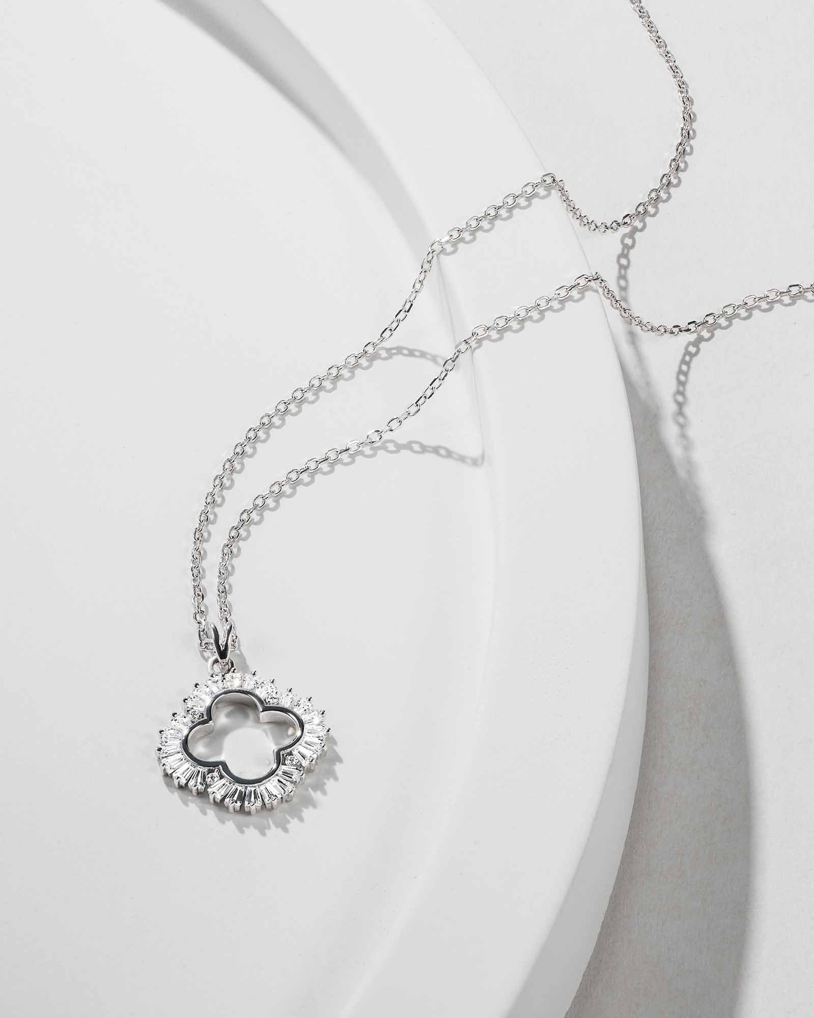 Quatrilobe Necklace - 8132000